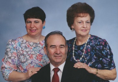 Photo  William (Jennings) Marion Adkins with wife Gloria Ann and Daughter Sharon